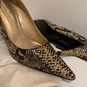 Beautiful shoe! Gently worn and in fair condition